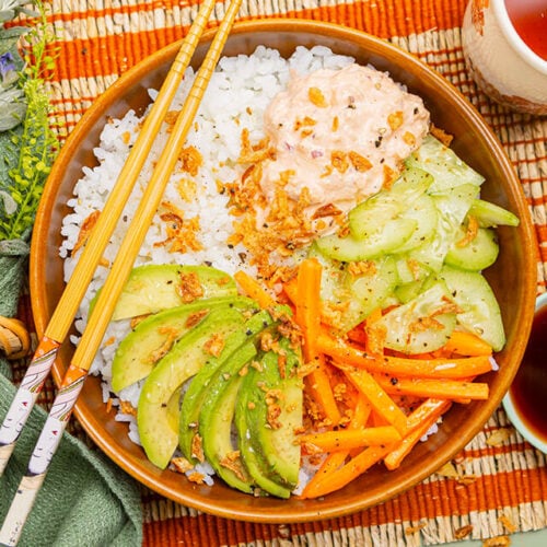 Poke de thon sriracha pimentee et avocat 19262