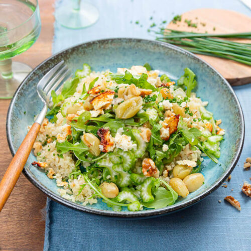 Salade de boulgour féta et raisins rotis
